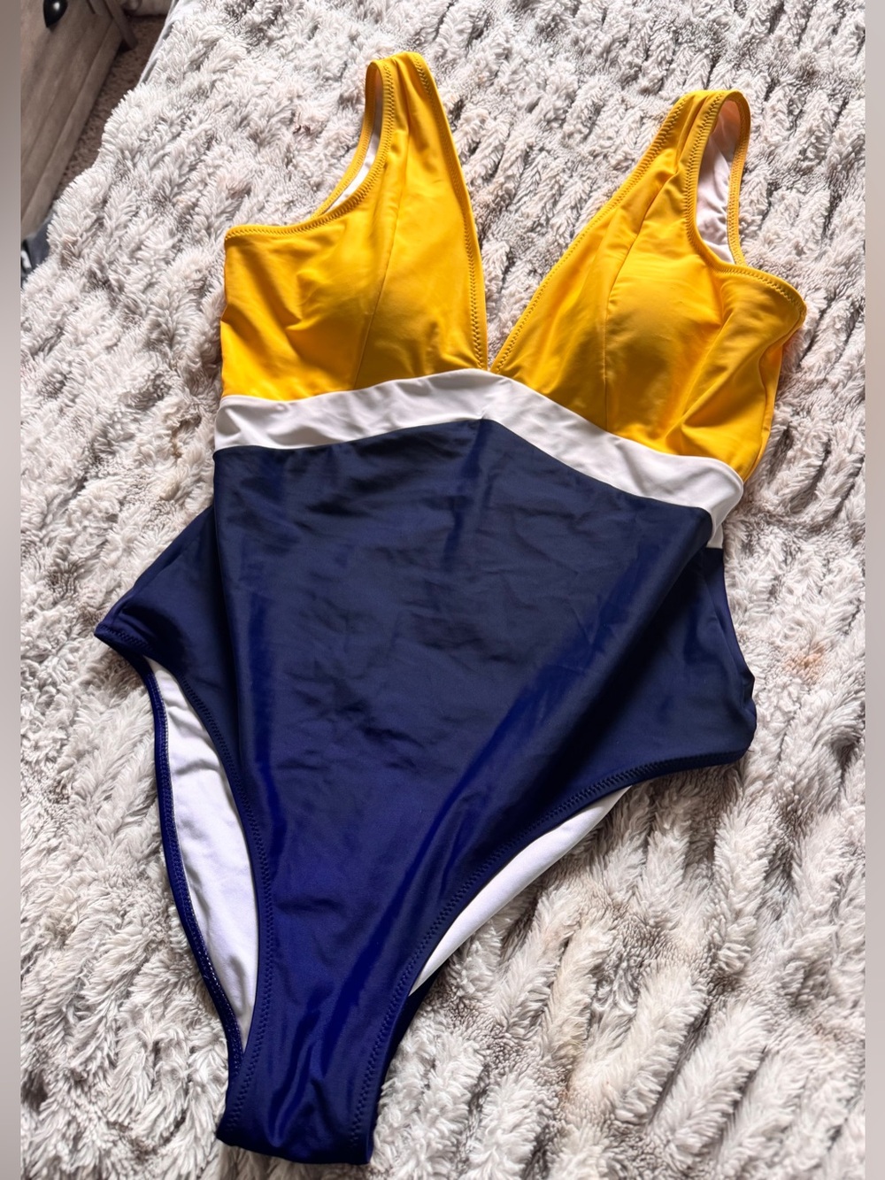 CUPSHE Yellow & Navy Colorblock One-Piece Swimsuit